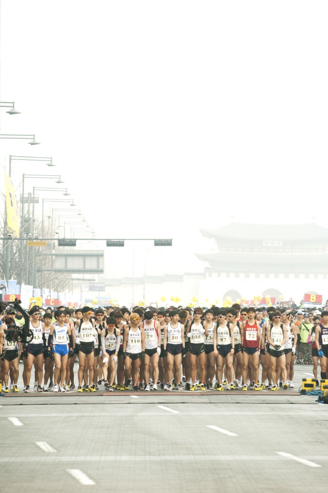 코오롱 마라톤팀 입니다.